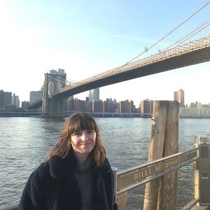 Meet your Posher, Carolina